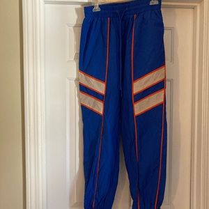 Retro style wind jogger